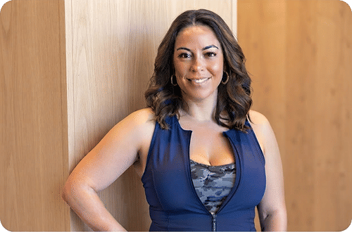 Mujer con energía después de su rutina